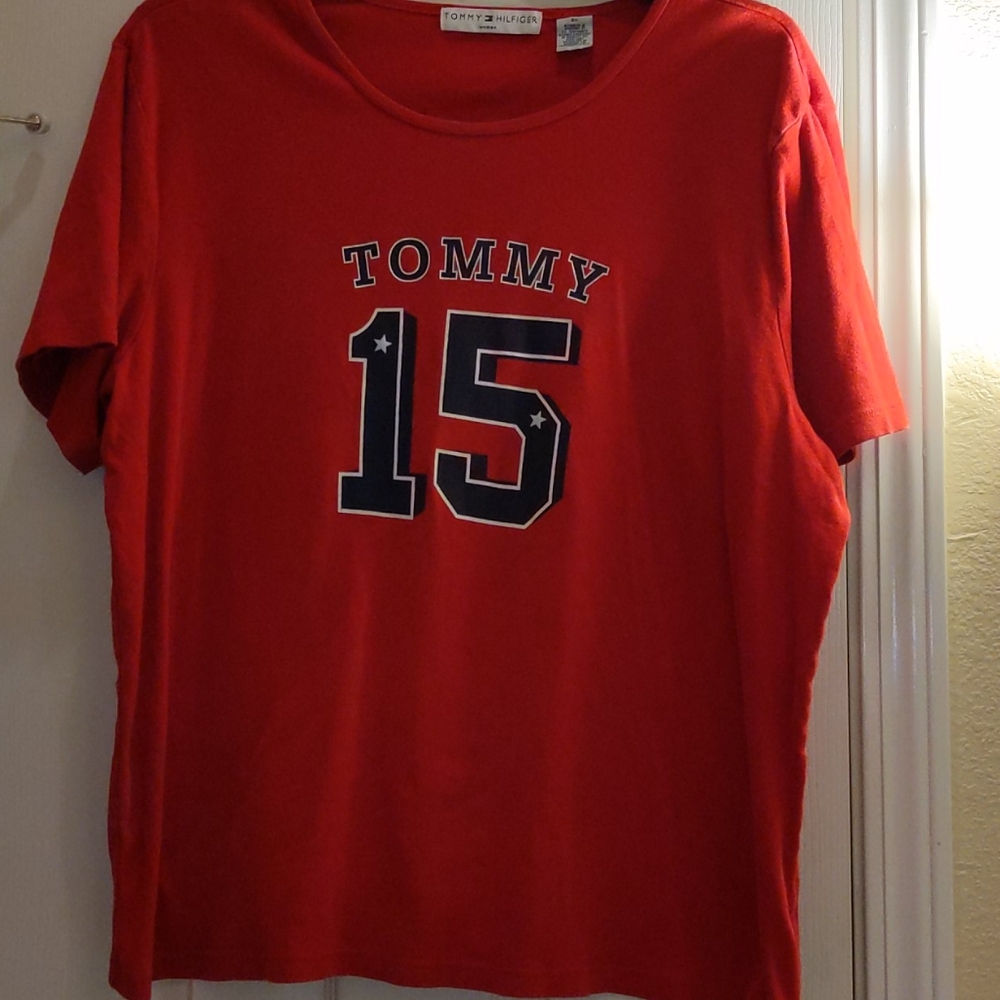 2XL Tommy Hilfiger red tee shirt